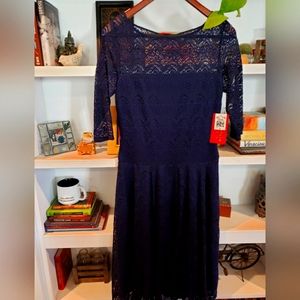Signature by Sangria Lace Dress, Navy, Size 6